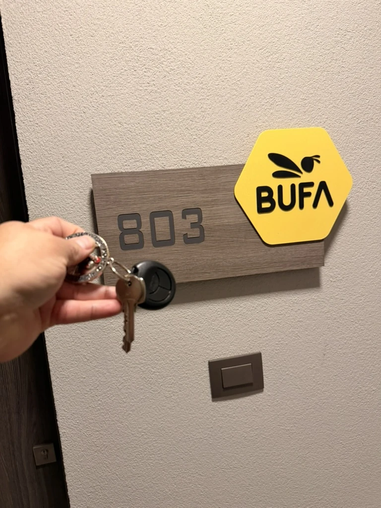 Identificación de la oficina 803 de BUFA Viña del Mar